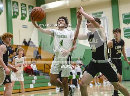 Thumbnail 2 in Madison-Grant @ Yorktown  photogallery.