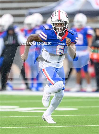 Thumbnail 2 in Duncanville vs. Bridgeland (UIL 6A D1 Football Quarterfinal) photogallery.