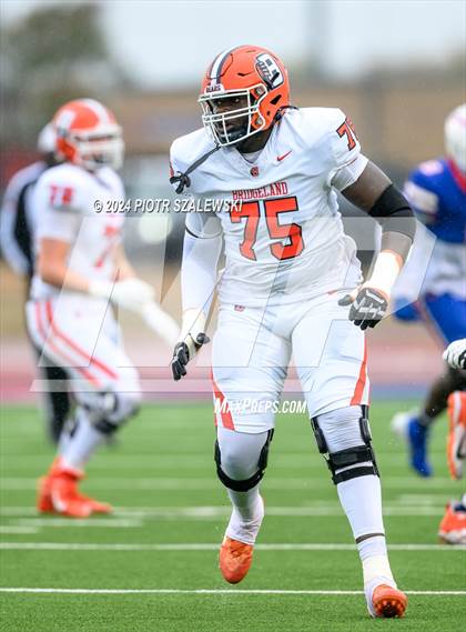 Thumbnail 2 in Duncanville vs. Bridgeland (UIL 6A D1 Football Quarterfinal) photogallery.