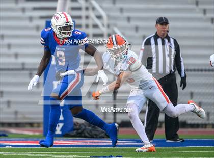 Thumbnail 2 in Duncanville vs. Bridgeland (UIL 6A D1 Football Quarterfinal) photogallery.
