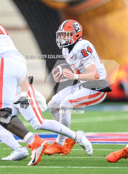 Thumbnail 1 in Duncanville vs. Bridgeland (UIL 6A D1 Football Quarterfinal) photogallery.
