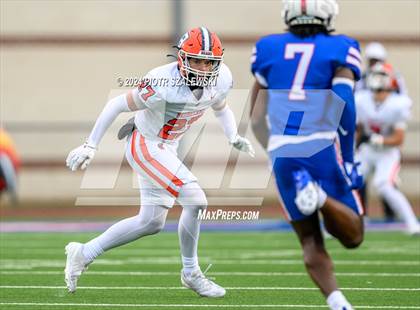 Thumbnail 1 in Duncanville vs. Bridgeland (UIL 6A D1 Football Quarterfinal) photogallery.