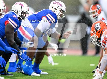 Thumbnail 2 in Duncanville vs. Bridgeland (UIL 6A D1 Football Quarterfinal) photogallery.