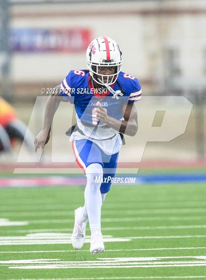 Thumbnail 2 in Duncanville vs. Bridgeland (UIL 6A D1 Football Quarterfinal) photogallery.