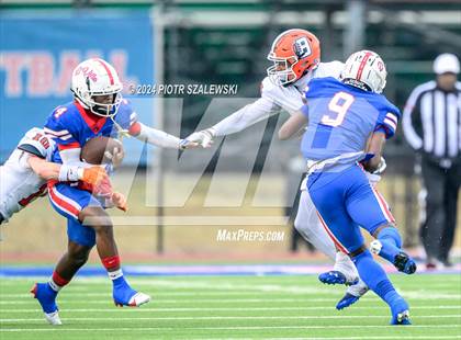 Thumbnail 2 in Duncanville vs. Bridgeland (UIL 6A D1 Football Quarterfinal) photogallery.