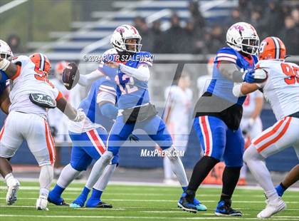 Thumbnail 3 in Duncanville vs. Bridgeland (UIL 6A D1 Football Quarterfinal) photogallery.