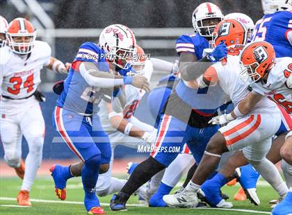 Thumbnail 3 in Duncanville vs. Bridgeland (UIL 6A D1 Football Quarterfinal) photogallery.