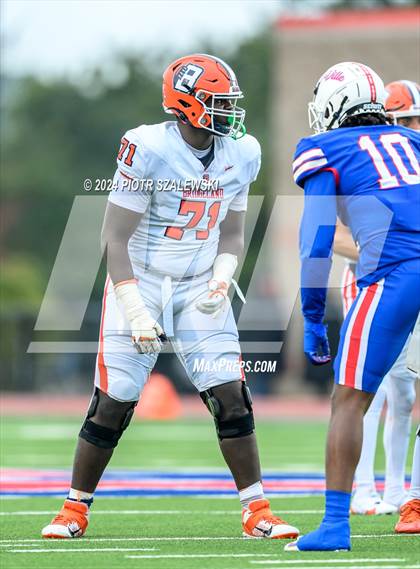 Thumbnail 2 in Duncanville vs. Bridgeland (UIL 6A D1 Football Quarterfinal) photogallery.
