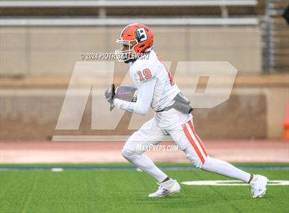 Thumbnail 1 in Duncanville vs. Bridgeland (UIL 6A D1 Football Quarterfinal) photogallery.