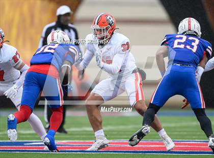 Thumbnail 2 in Duncanville vs. Bridgeland (UIL 6A D1 Football Quarterfinal) photogallery.