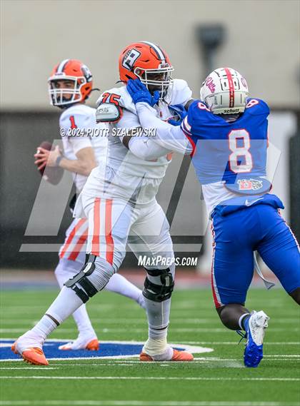Thumbnail 3 in Duncanville vs. Bridgeland (UIL 6A D1 Football Quarterfinal) photogallery.