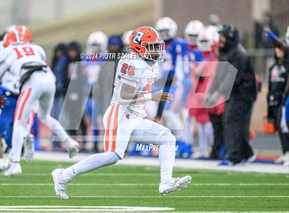 Thumbnail 2 in Duncanville vs. Bridgeland (UIL 6A D1 Football Quarterfinal) photogallery.