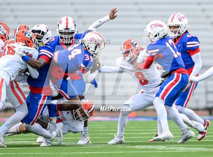 Thumbnail 2 in Duncanville vs. Bridgeland (UIL 6A D1 Football Quarterfinal) photogallery.