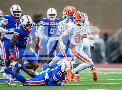 Thumbnail 3 in Duncanville vs. Bridgeland (UIL 6A D1 Football Quarterfinal) photogallery.