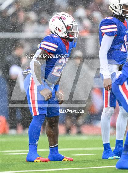 Thumbnail 1 in Duncanville vs. Bridgeland (UIL 6A D1 Football Quarterfinal) photogallery.