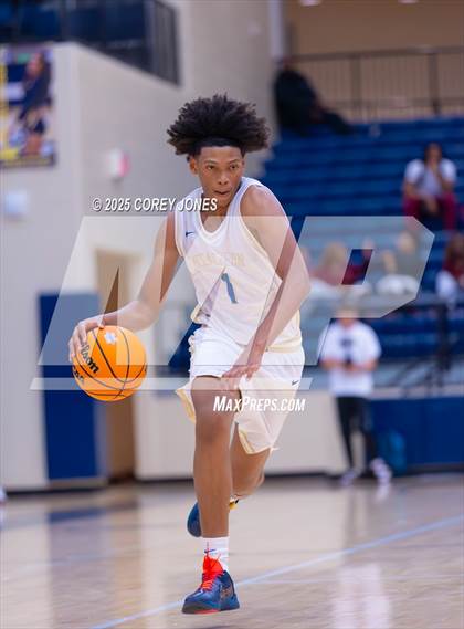 Thumbnail 1 in Newton vs McEachern (Georgia's Elite 8 Tip Off Classic) photogallery.