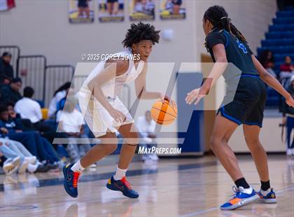 Thumbnail 2 in Newton vs McEachern (Georgia's Elite 8 Tip Off Classic) photogallery.