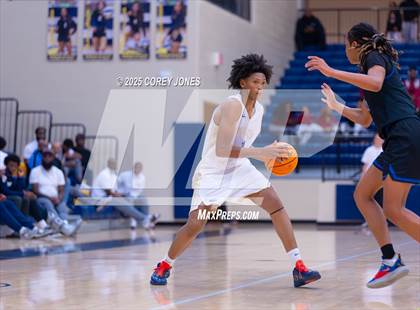Thumbnail 3 in Newton vs McEachern (Georgia's Elite 8 Tip Off Classic) photogallery.