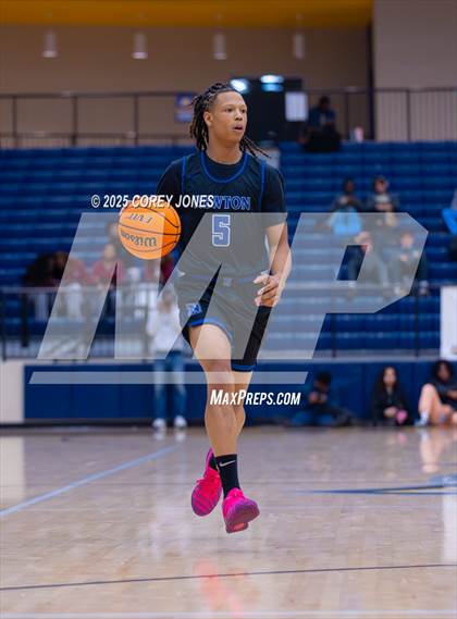 Thumbnail 1 in Newton vs McEachern (Georgia's Elite 8 Tip Off Classic) photogallery.