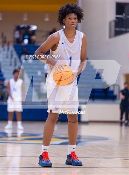 Thumbnail 2 in Newton vs McEachern (Georgia's Elite 8 Tip Off Classic) photogallery.