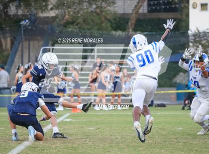 Thumbnail 2 in Cate vs Flintridge Prep photogallery.