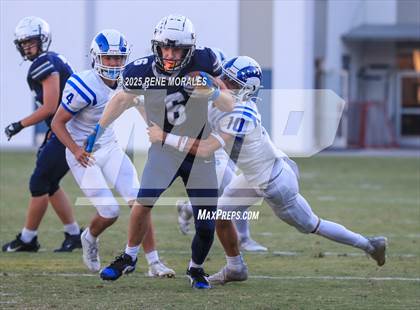 Thumbnail 2 in Cate vs Flintridge Prep photogallery.