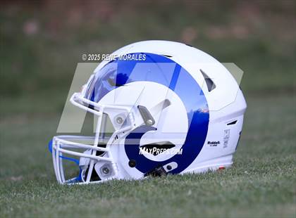 Thumbnail 3 in Cate vs Flintridge Prep photogallery.