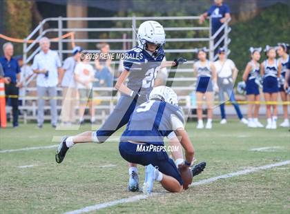 Thumbnail 2 in Cate vs Flintridge Prep photogallery.