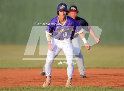 Thumbnail 2 in Ascension Catholic vs. Riverside Academy (LHSAA 1A Regional Playoff) photogallery.