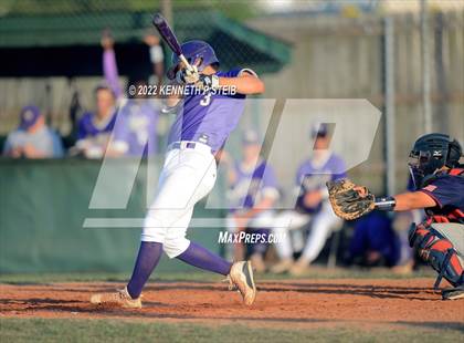 Thumbnail 3 in Ascension Catholic vs. Riverside Academy (LHSAA 1A Regional Playoff) photogallery.