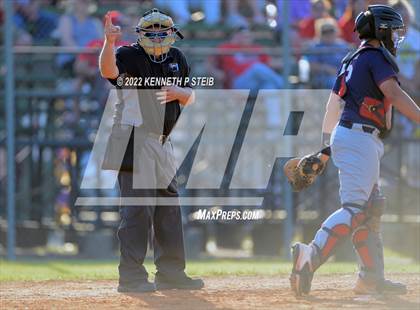 Thumbnail 3 in Ascension Catholic vs. Riverside Academy (LHSAA 1A Regional Playoff) photogallery.