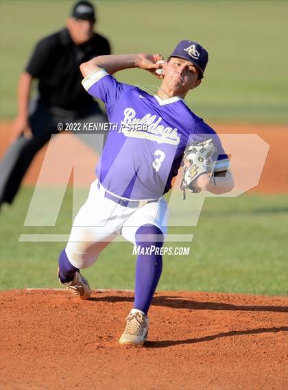 Thumbnail 2 in Ascension Catholic vs. Riverside Academy (LHSAA 1A Regional Playoff) photogallery.