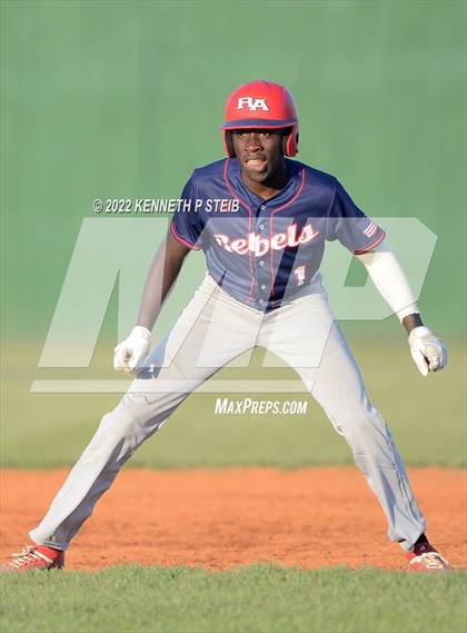 Thumbnail 2 in Ascension Catholic vs. Riverside Academy (LHSAA 1A Regional Playoff) photogallery.
