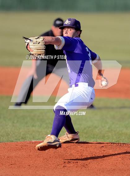 Thumbnail 3 in Ascension Catholic vs. Riverside Academy (LHSAA 1A Regional Playoff) photogallery.