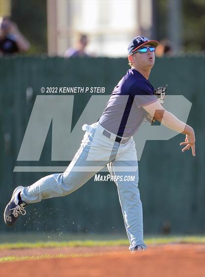 Thumbnail 3 in Ascension Catholic vs. Riverside Academy (LHSAA 1A Regional Playoff) photogallery.