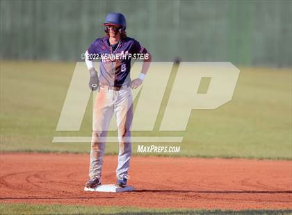 Thumbnail 1 in Ascension Catholic vs. Riverside Academy (LHSAA 1A Regional Playoff) photogallery.