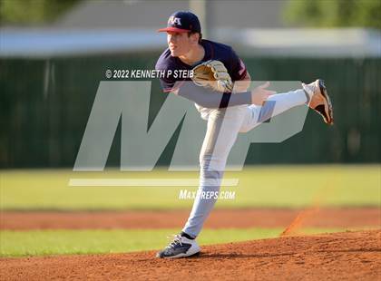 Thumbnail 1 in Ascension Catholic vs. Riverside Academy (LHSAA 1A Regional Playoff) photogallery.