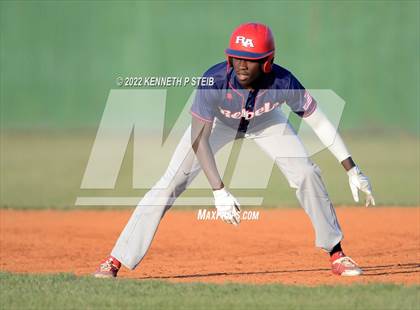 Thumbnail 3 in Ascension Catholic vs. Riverside Academy (LHSAA 1A Regional Playoff) photogallery.