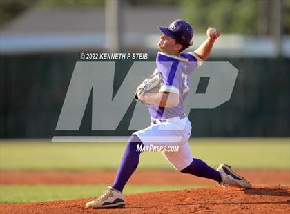 Thumbnail 1 in Ascension Catholic vs. Riverside Academy (LHSAA 1A Regional Playoff) photogallery.