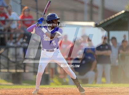 Thumbnail 2 in Ascension Catholic vs. Riverside Academy (LHSAA 1A Regional Playoff) photogallery.
