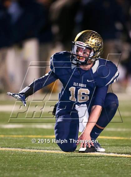 Thumbnail 2 in Oak Ridge @ Elk Grove (CIF SJS D-1 Semifinal) photogallery.