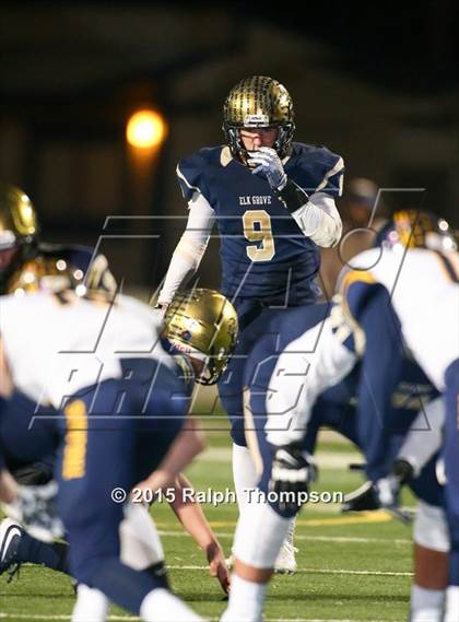 Thumbnail 3 in Oak Ridge @ Elk Grove (CIF SJS D-1 Semifinal) photogallery.