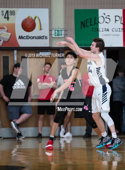 Thumbnail 3 in Foothill vs. Pleasant Valley (NSCIF D3 Final) photogallery.
