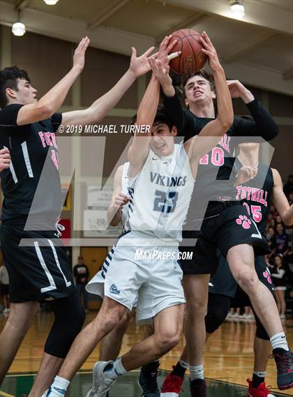 Thumbnail 1 in Foothill vs. Pleasant Valley (NSCIF D3 Final) photogallery.