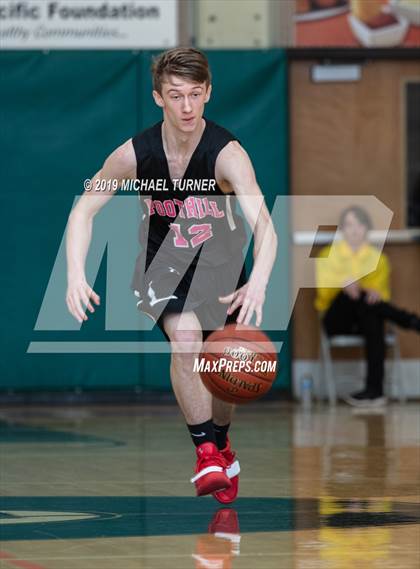 Thumbnail 1 in Foothill vs. Pleasant Valley (NSCIF D3 Final) photogallery.