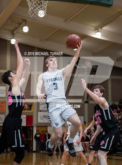 Thumbnail 2 in Foothill vs. Pleasant Valley (NSCIF D3 Final) photogallery.