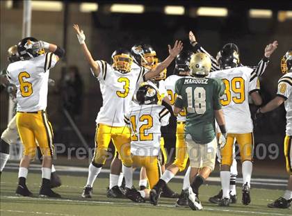 Thumbnail 1 in Ventura vs. St. Bonaventure (5 Days 2 Friday) photogallery.