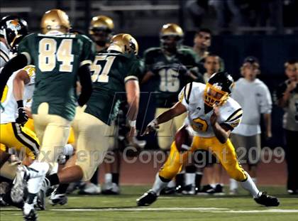 Thumbnail 2 in Ventura vs. St. Bonaventure (5 Days 2 Friday) photogallery.