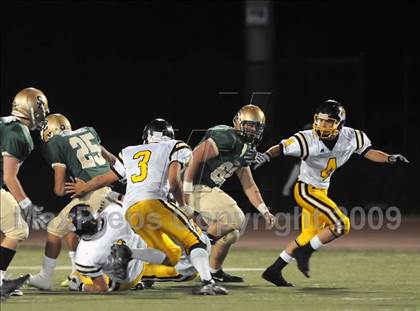 Thumbnail 2 in Ventura vs. St. Bonaventure (5 Days 2 Friday) photogallery.