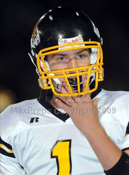 Thumbnail 2 in Ventura vs. St. Bonaventure (5 Days 2 Friday) photogallery.